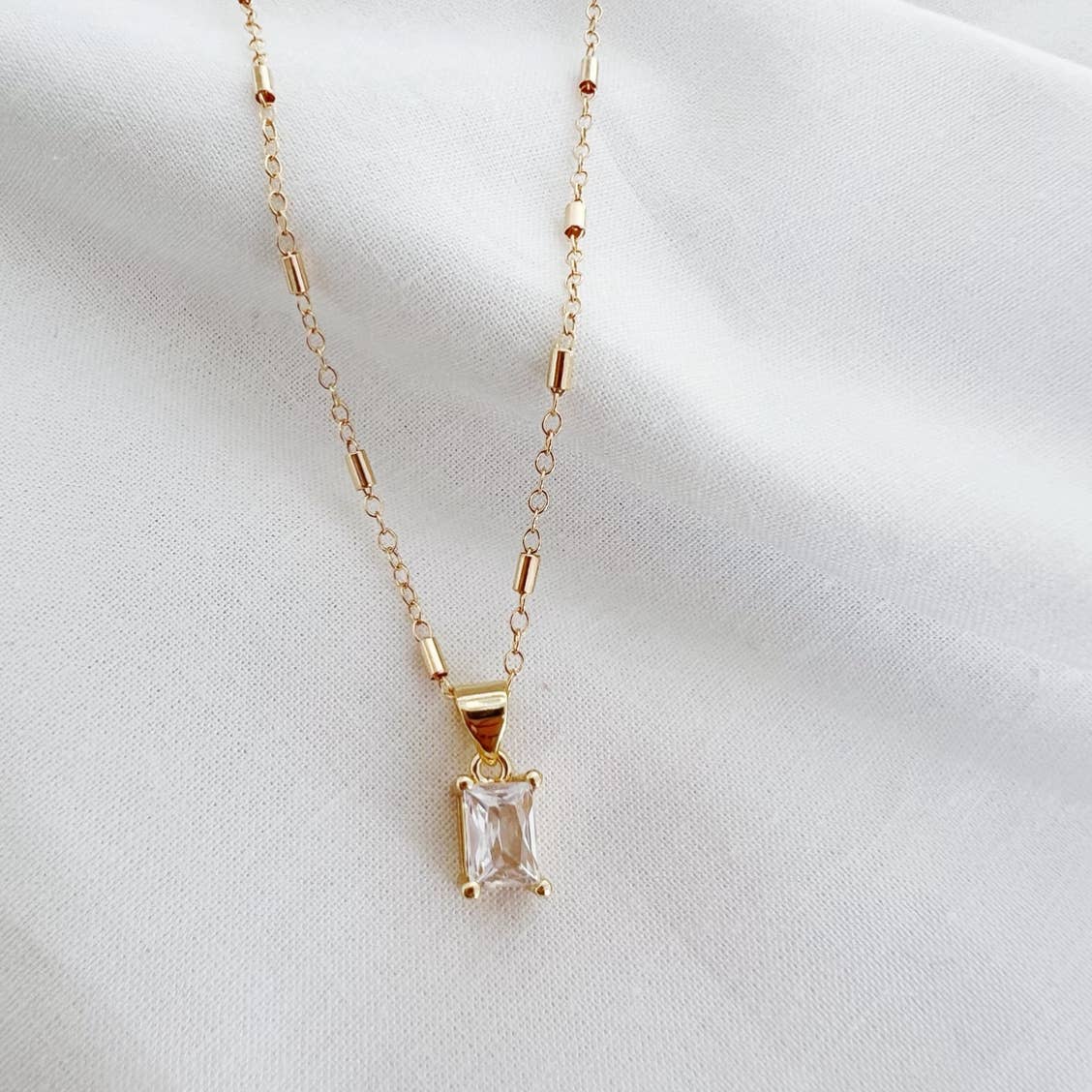 Goldie Clear Pendant Necklace